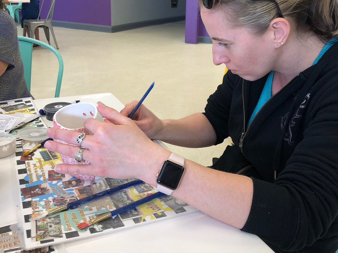 Just Kiln' Time-Menomonee Falls必去景点