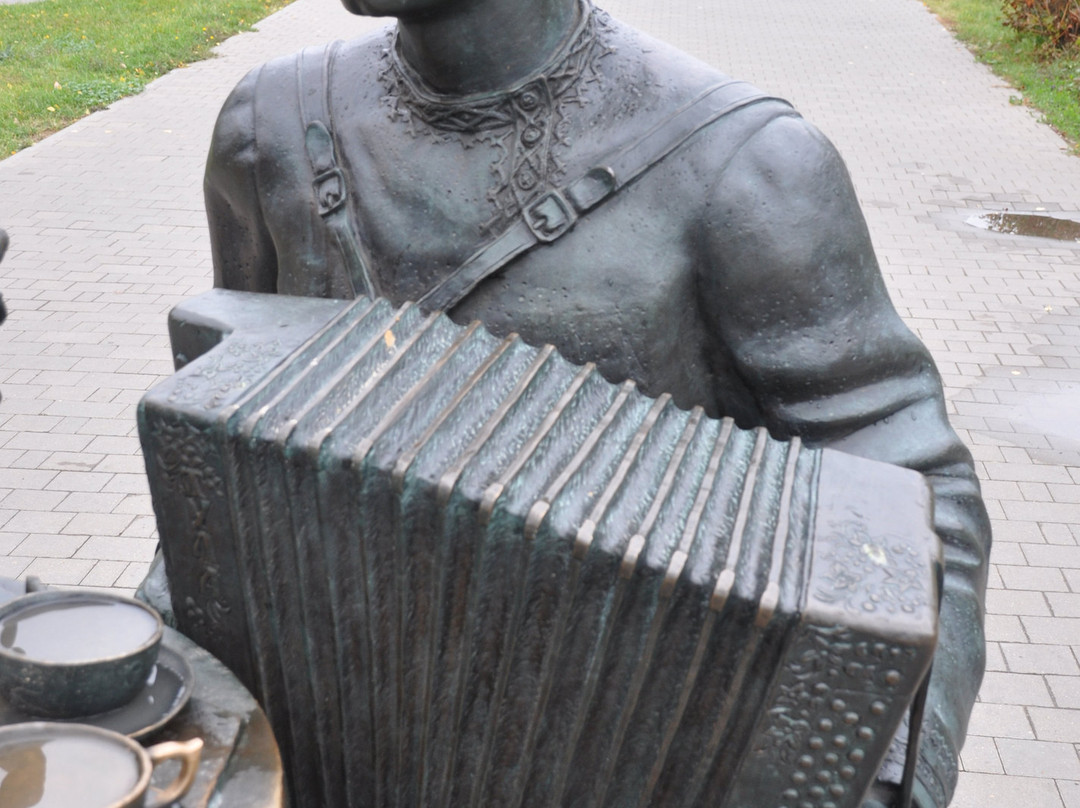 Sculpture Tula Tea-Drinking-图拉必去景点