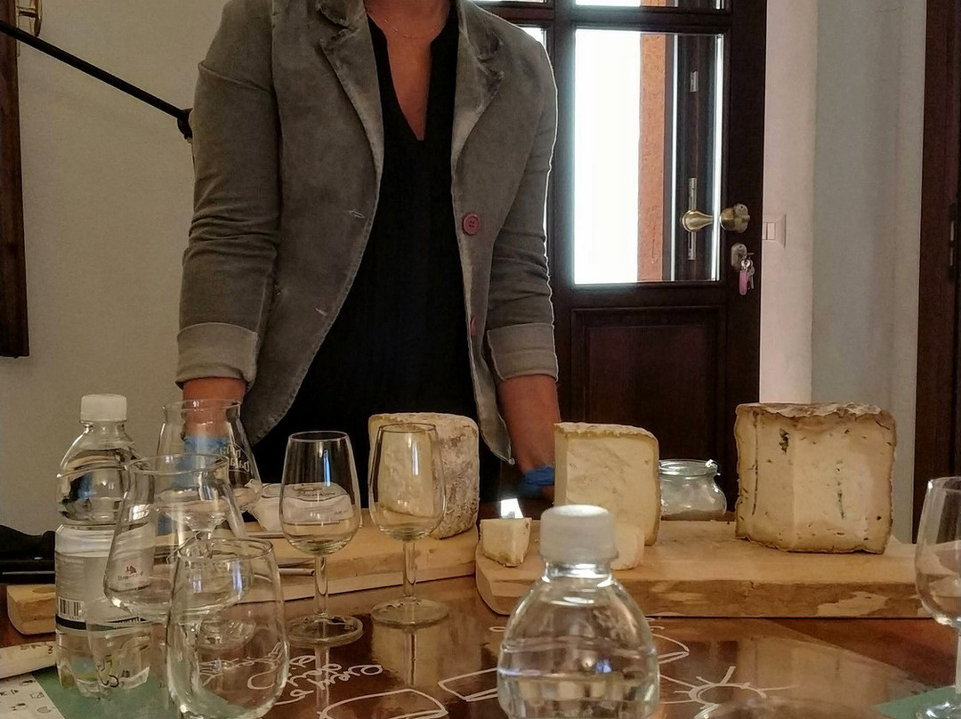 The Cheese Storyteller-Bra必去景点