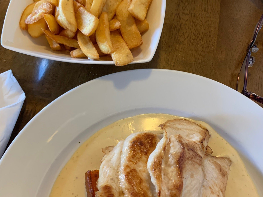 The Galloway Arms Hotel主图