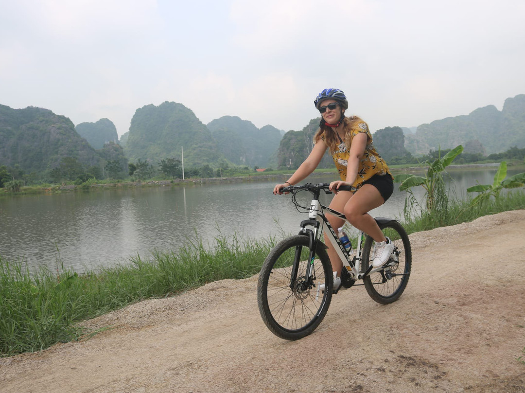 Bicycle Tours Hanoi-河内必去景点