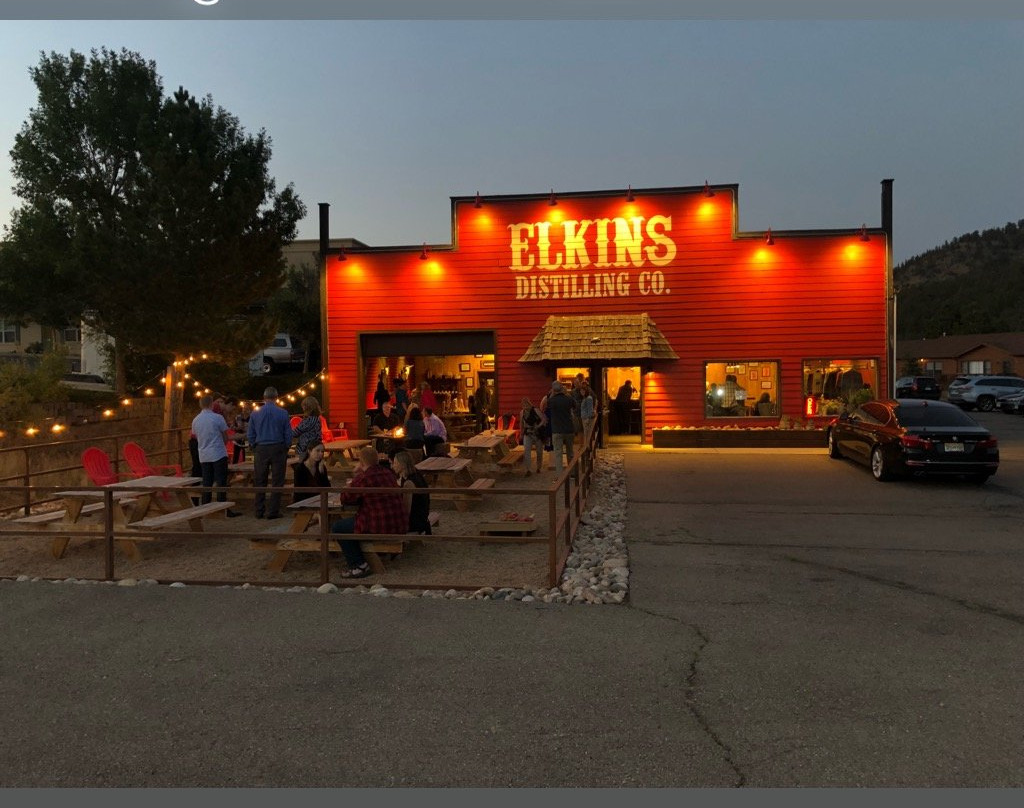 Elkins Distilling Co.-埃斯蒂斯公园必去景点