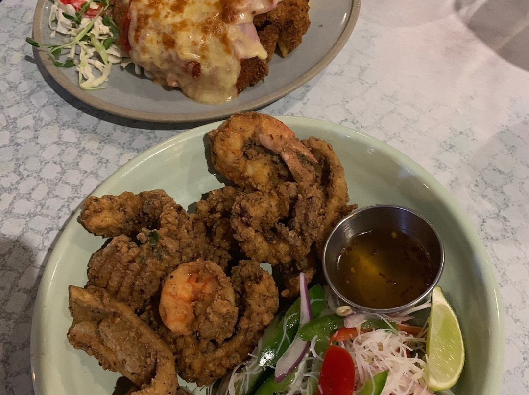 The  Sawtell Hotel主图