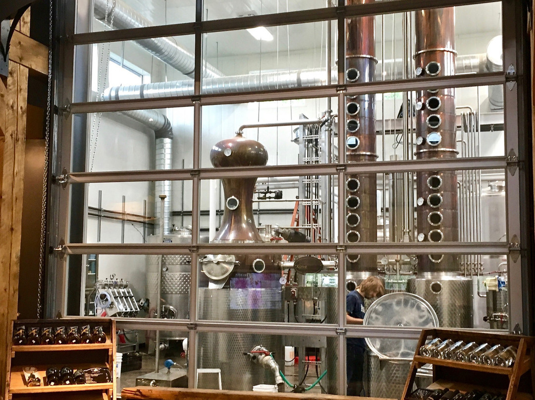 Black Fox Farm and Distillery-萨斯卡通必去景点