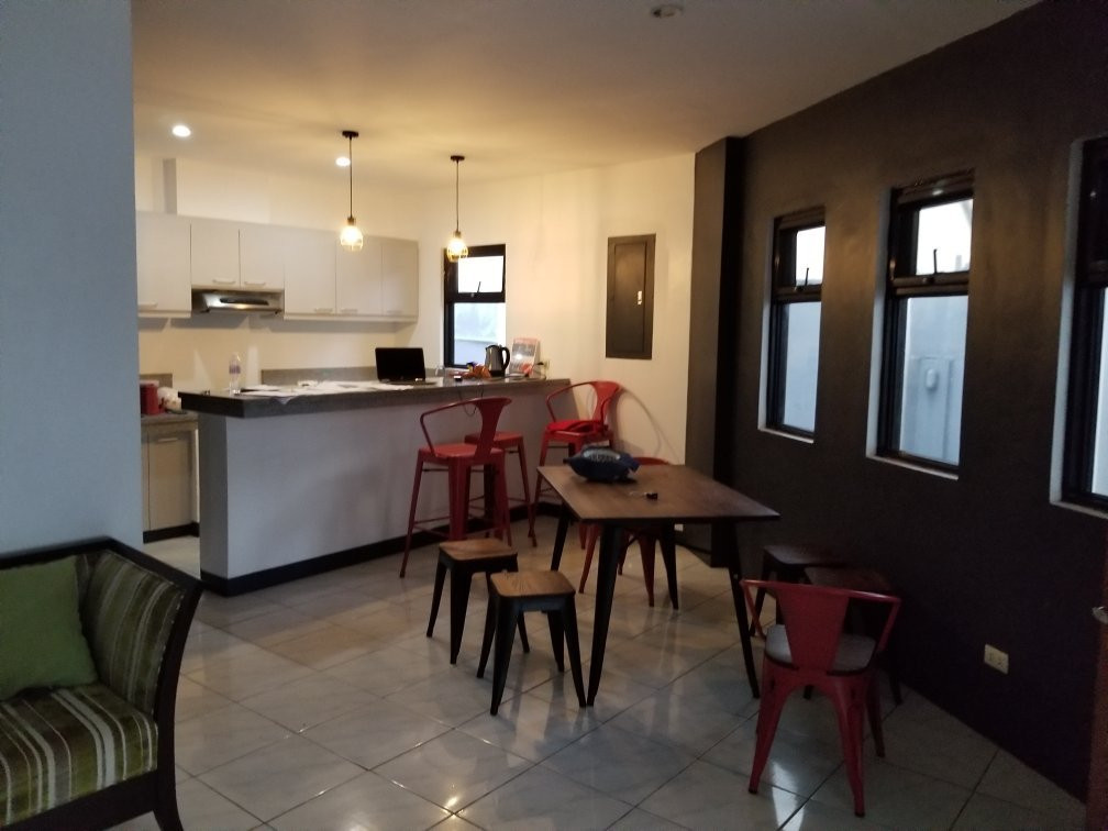 OYO 194 Treasure Point Bataan主图