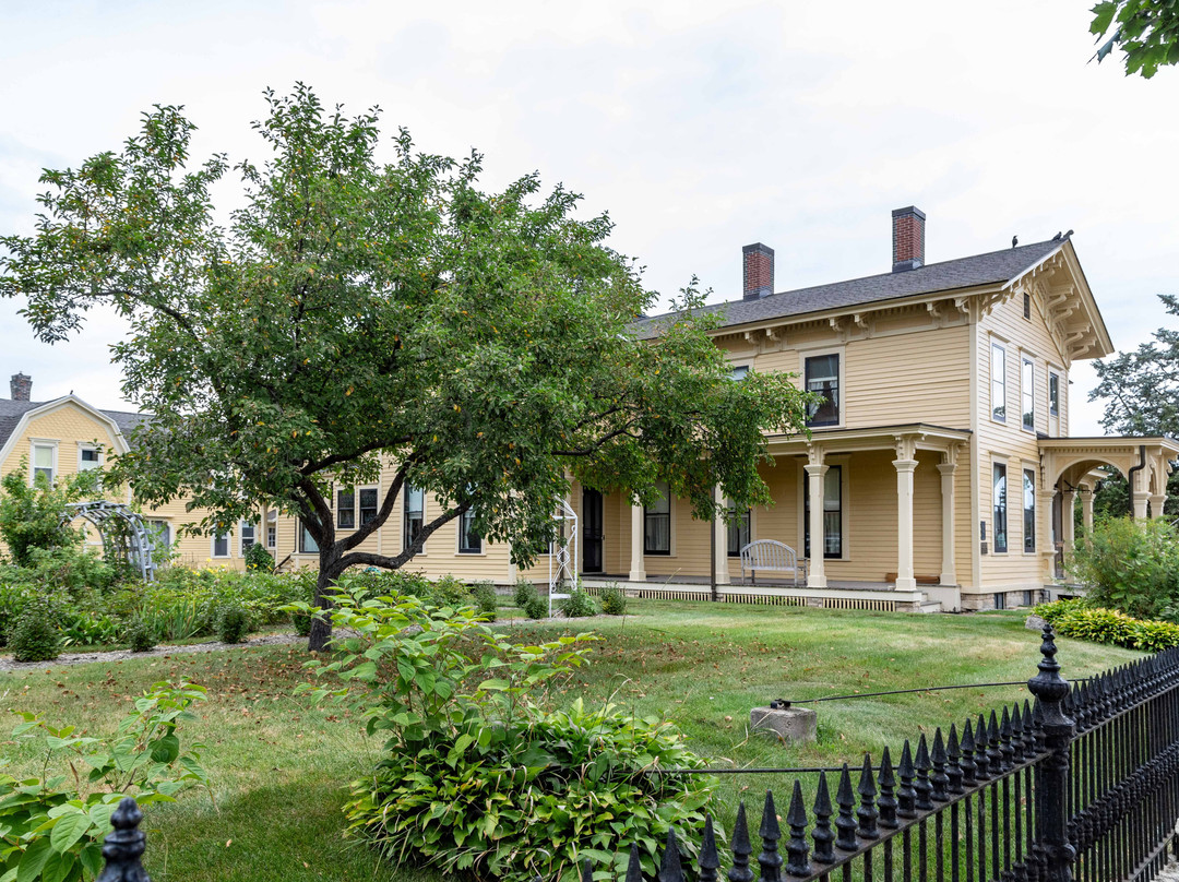 Hixon House-拉克罗斯必去景点