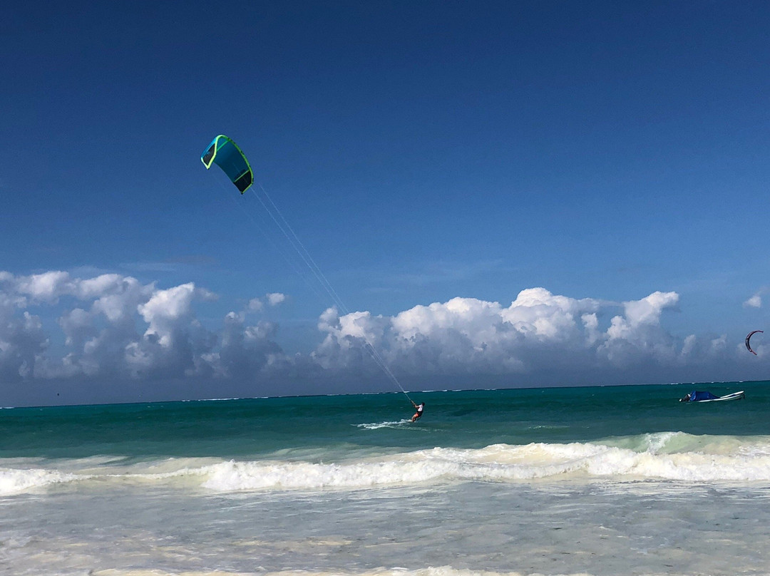 Zanzibar SunShine Kite School景点图片