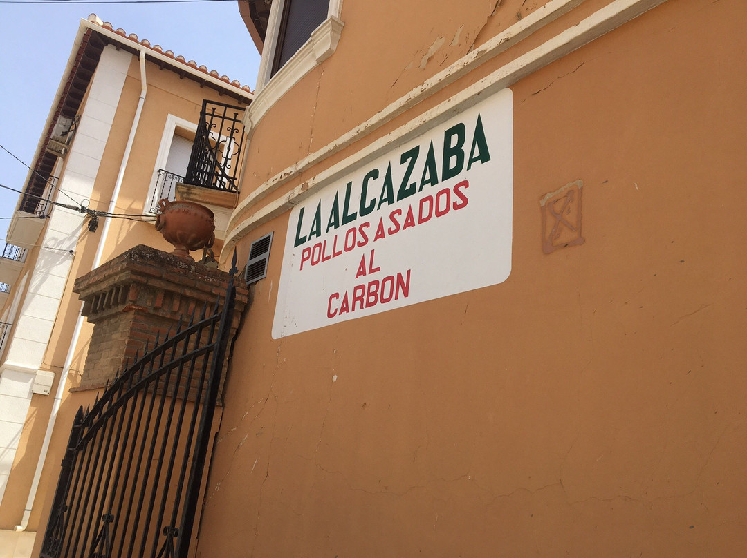 La Alcazaba Pollos al Carbón