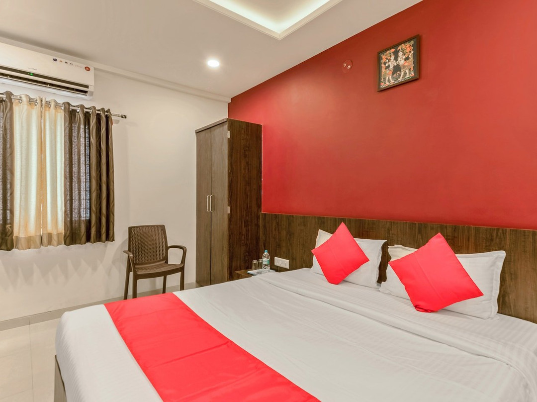 OYO 19196 Shree Sai Niladri Residency主图