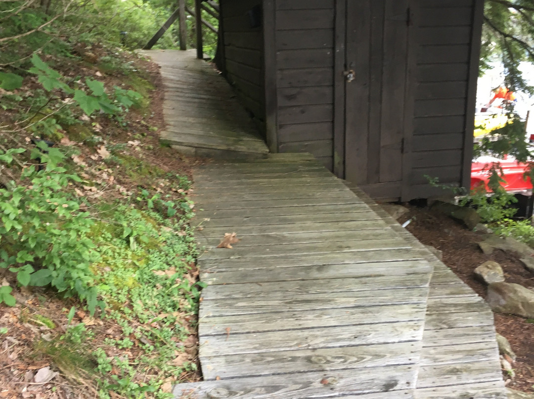 The Lodges At Bolton Landing主图