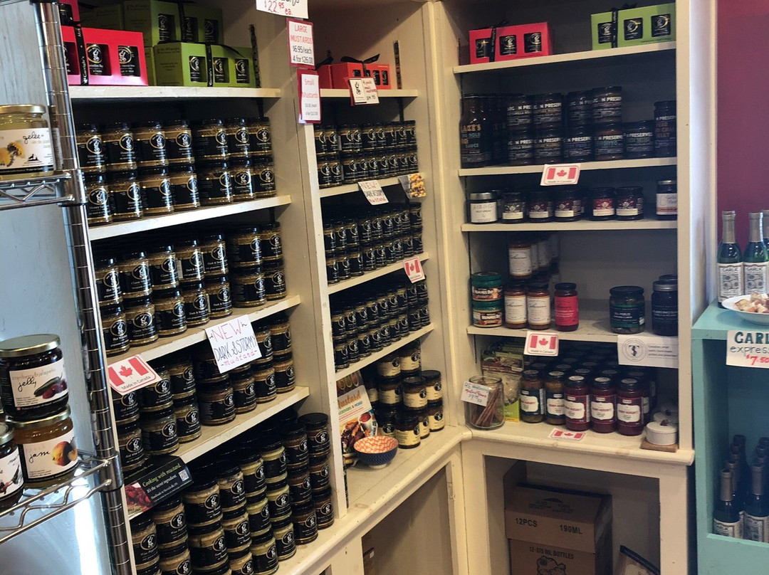 Mrs. McGarrigle's Fine Food Shop景点图片