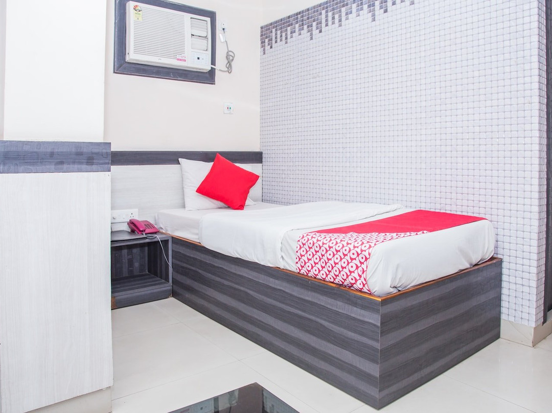 OYO Hotel Executive Inn