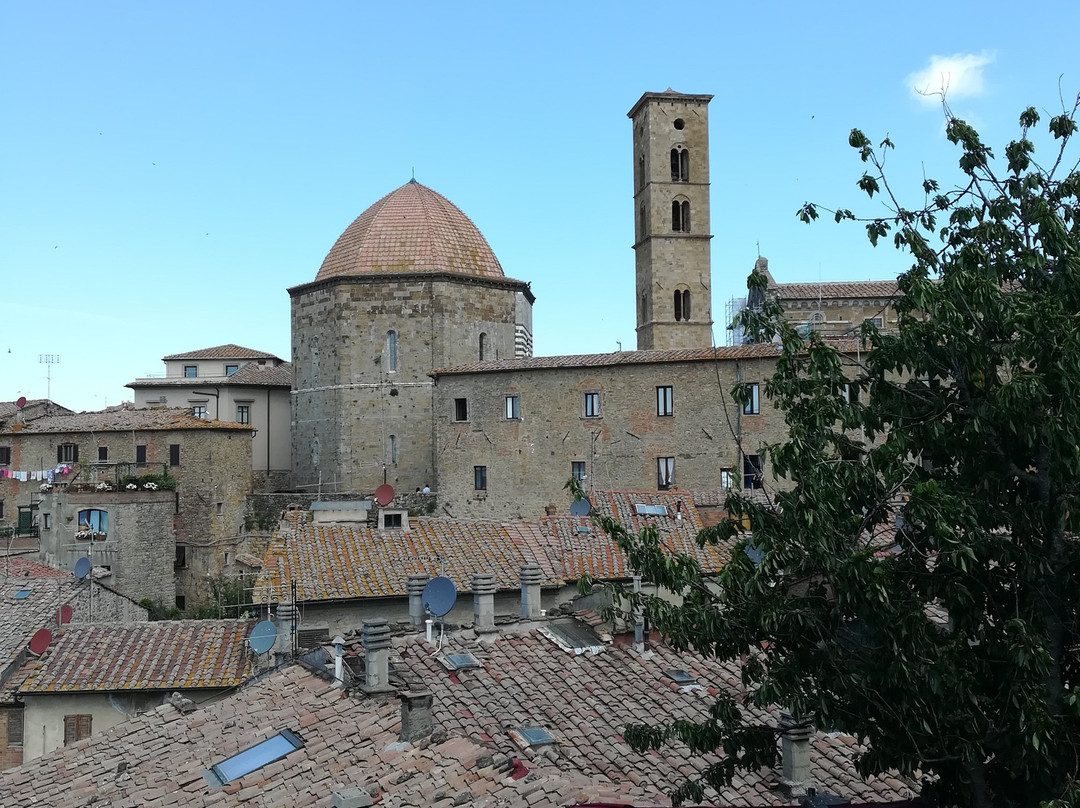 Volterra Walking Tour景点图片