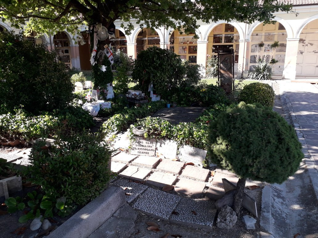 Cimitero景点图片