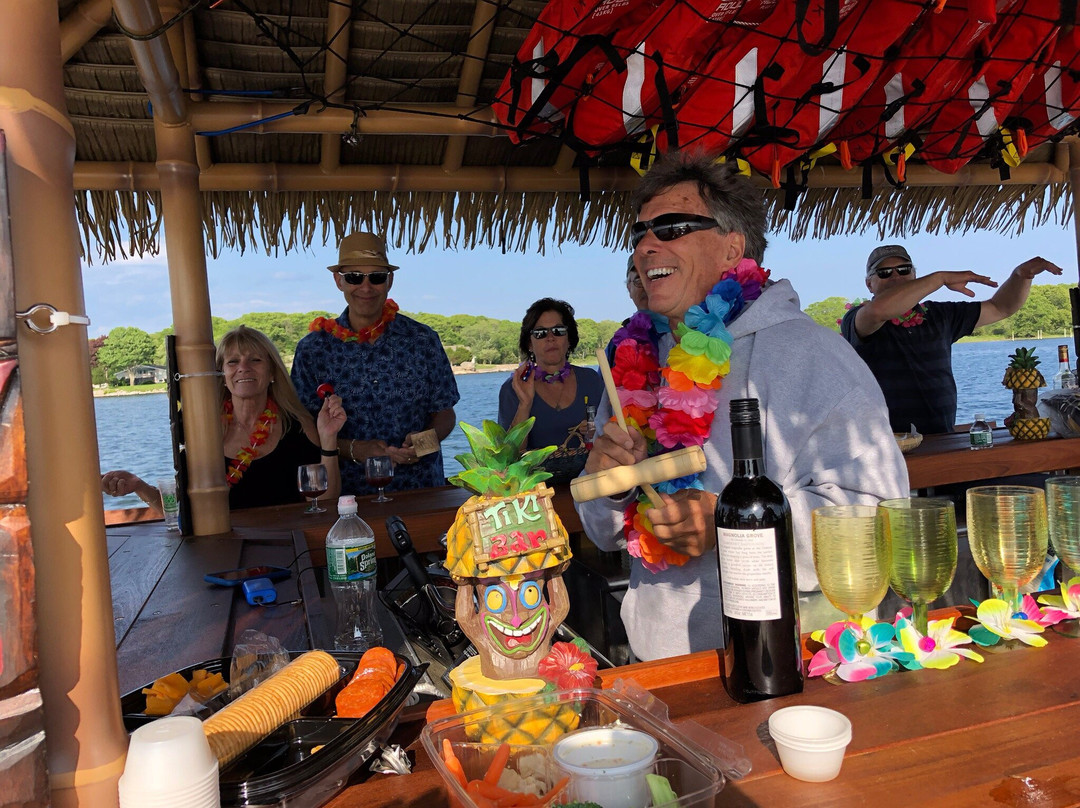 Tiki Bar Cruises.com-神秘河必去景点