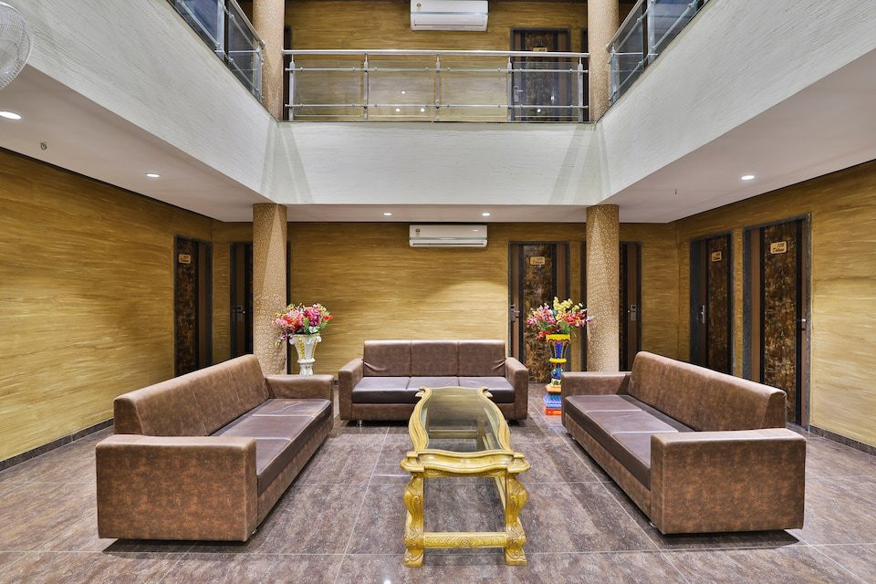 Dev Motel And Banquet主图