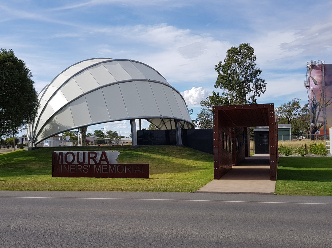 Moura River Apex Park景点图片