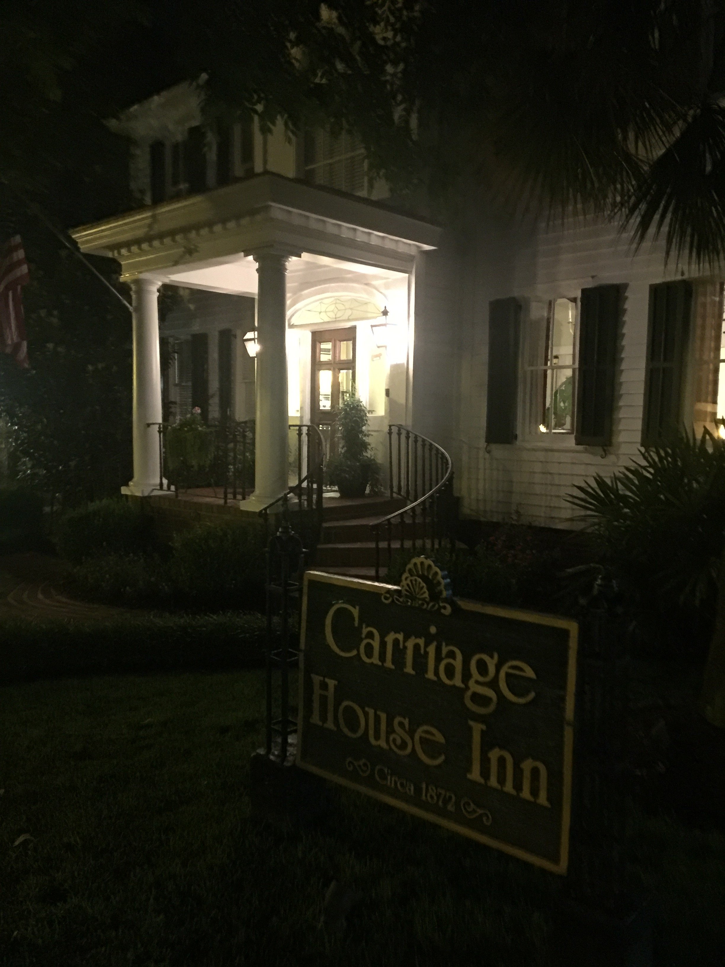 Carriage House Inn-官方