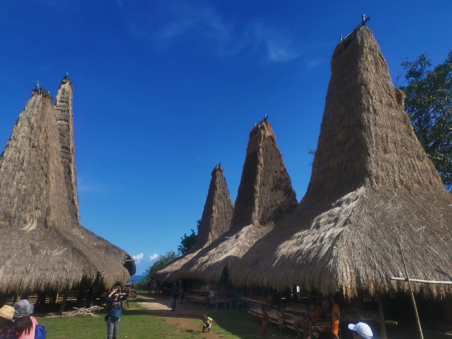 Kampung Adat Ratenggaro