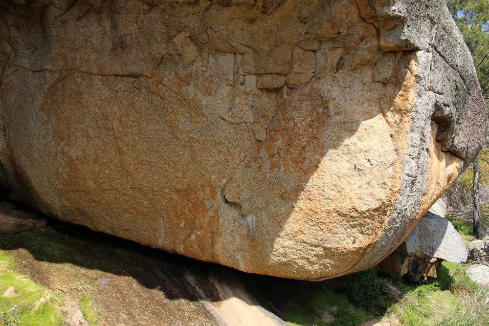 Yeddonba Aboriginal Art Site景点图片