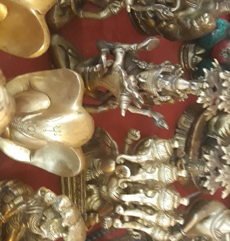Tibetan Handicraft and souvenirs market景点图片