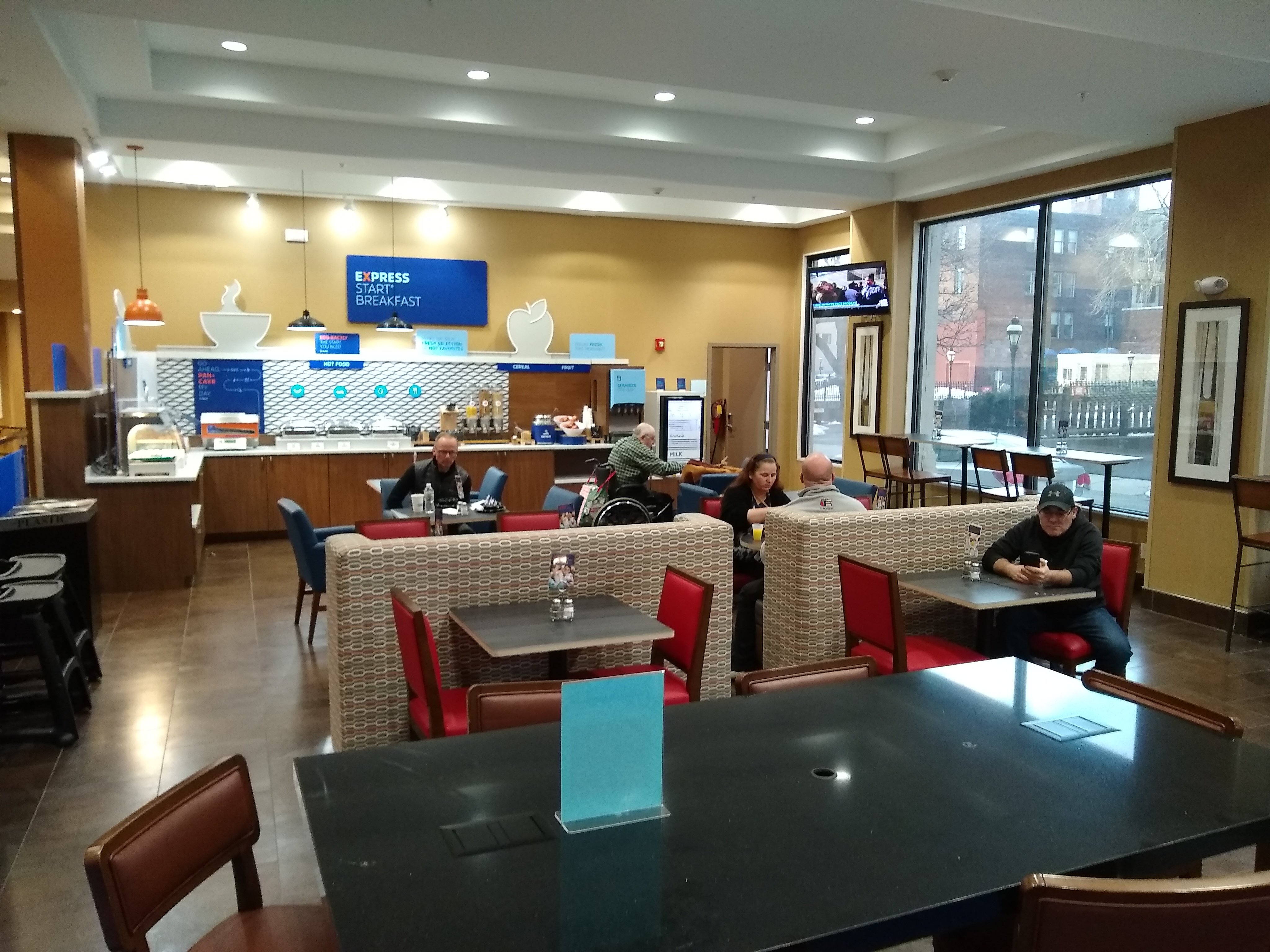 Holiday Inn Express Springfield Downtown By IHG-餐饮