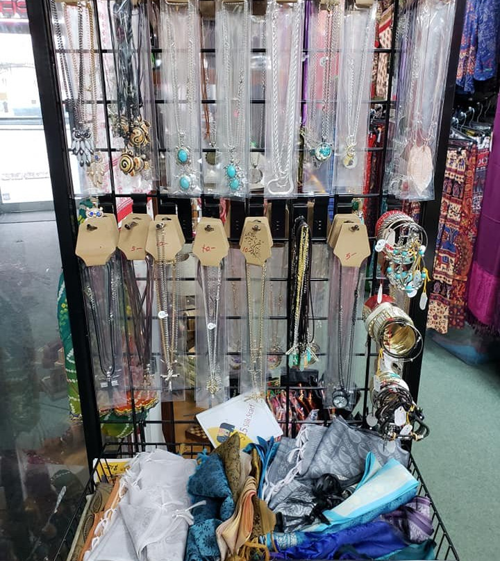 India Trunk Sale-橡树岭必去景点