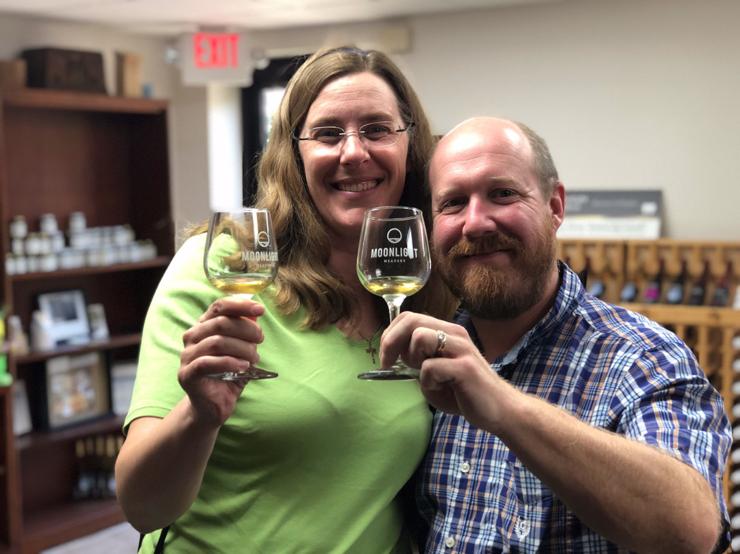 Moonlight Meadery & Hidden Moon Brewing-Londonderry必去景点