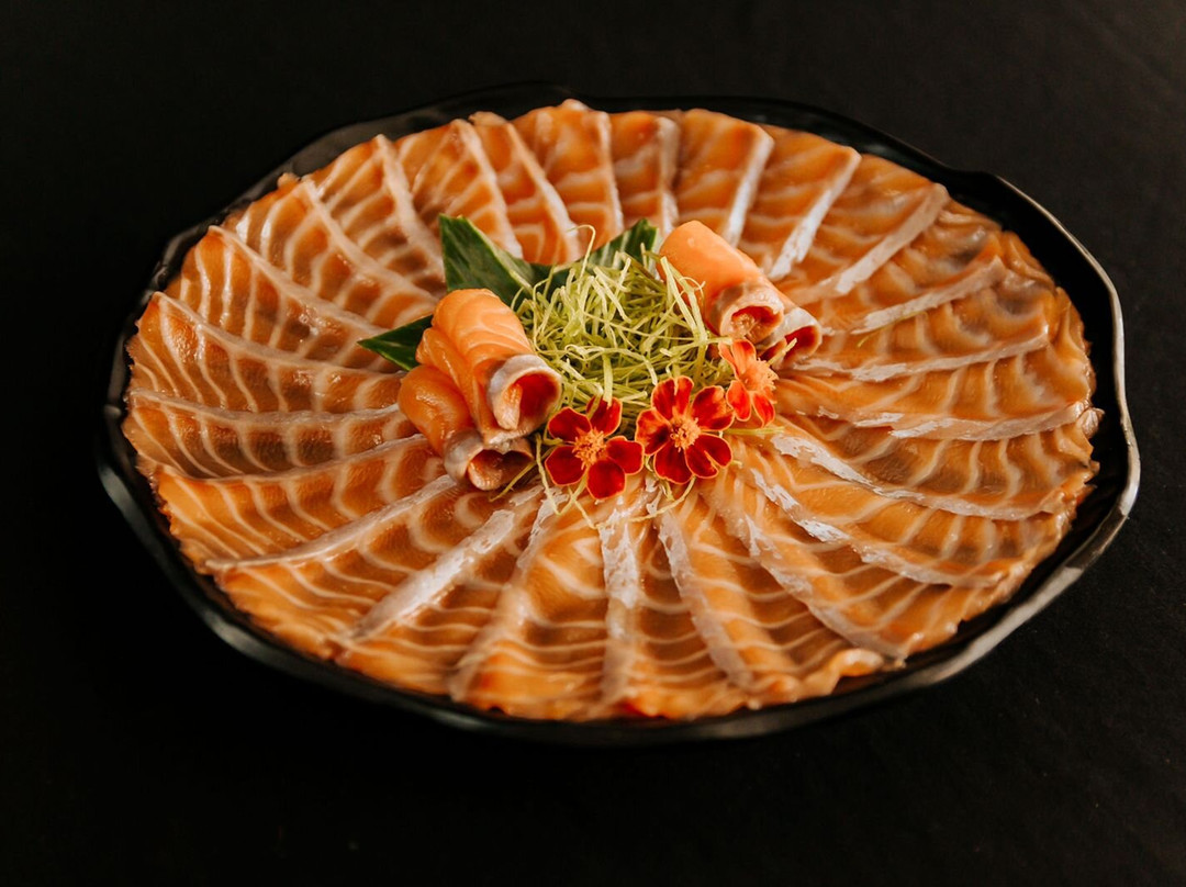 Frutal餐馆和美食-Sushi Höuze