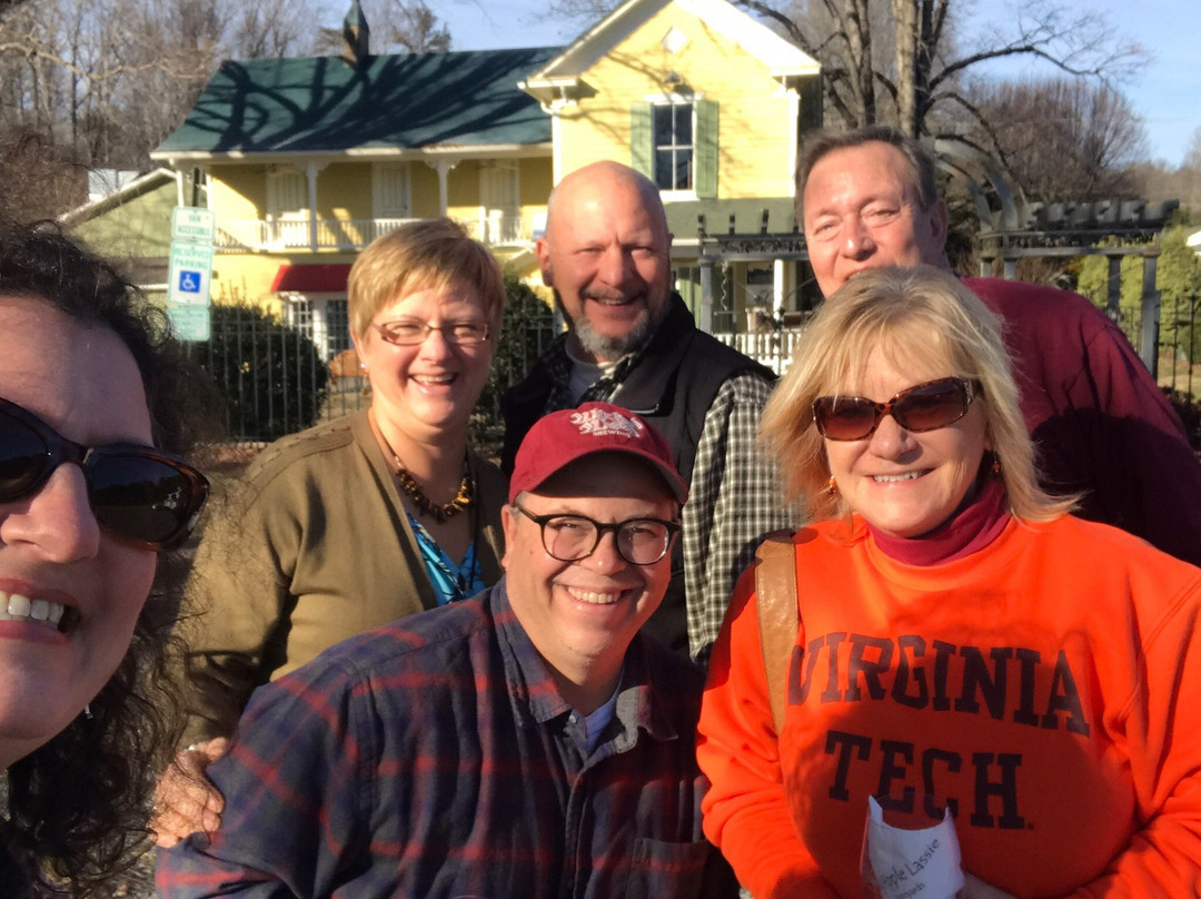 Flint Hill Vineyards-East Bend必去景点