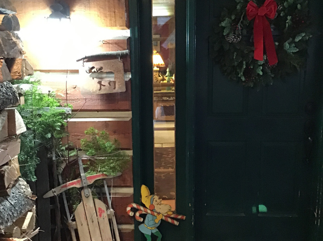 Hidden Moose Lodge主图