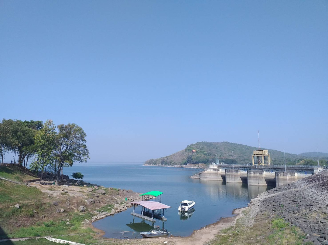Ubol Ratana Dam景点图片