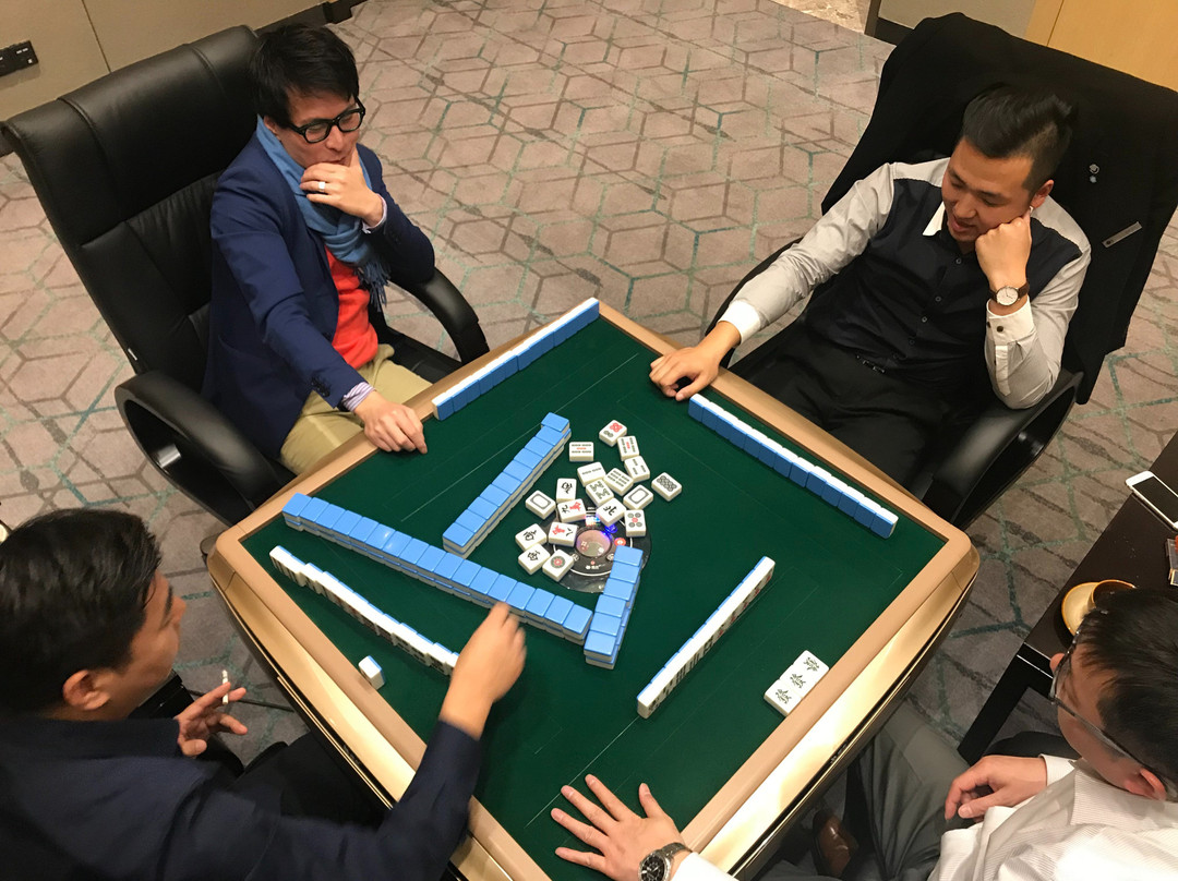 青岛东方影都希尔顿逸林酒店主图