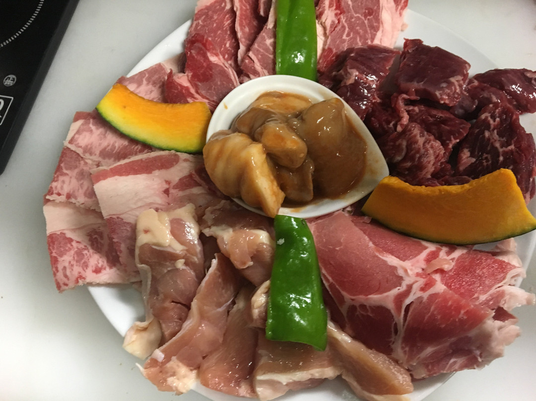 炭火焼肉いちゃりば兄弟
