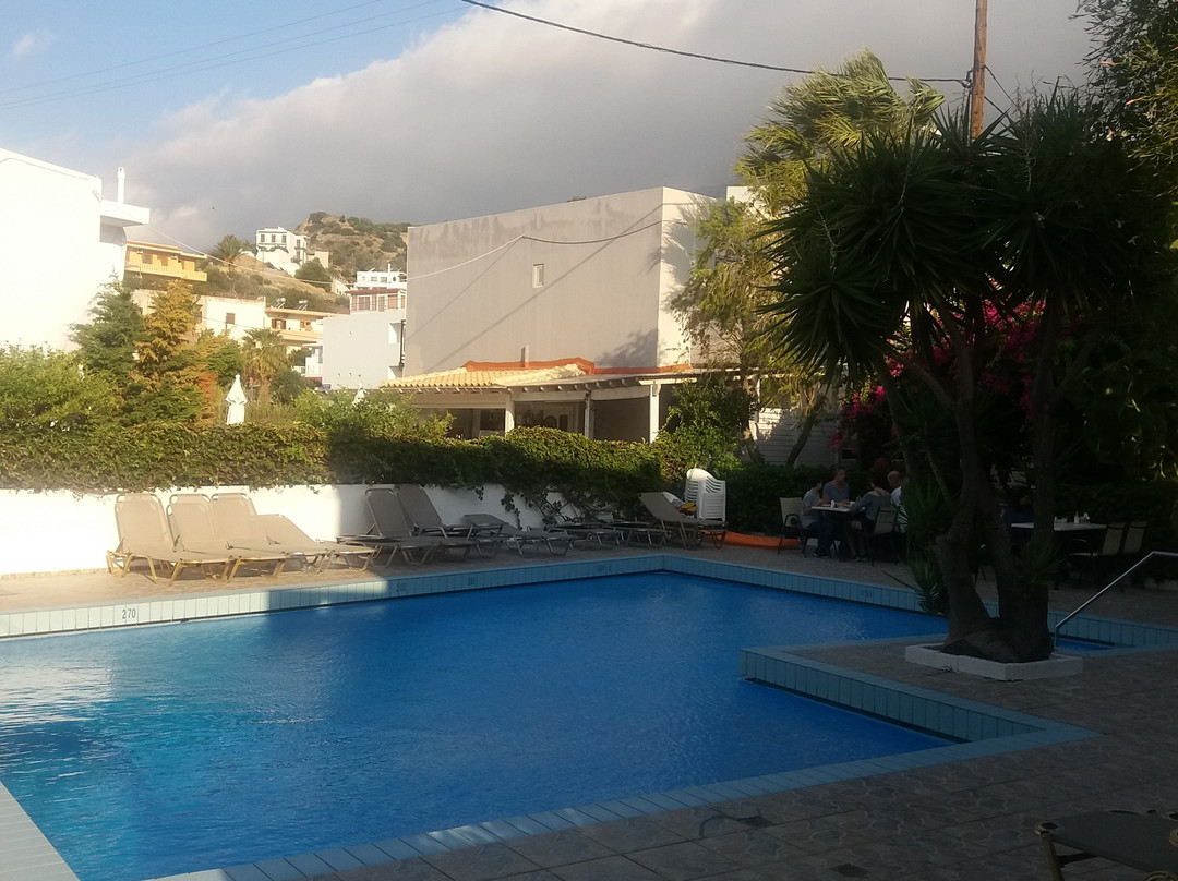 Costas & Chrysoula主图