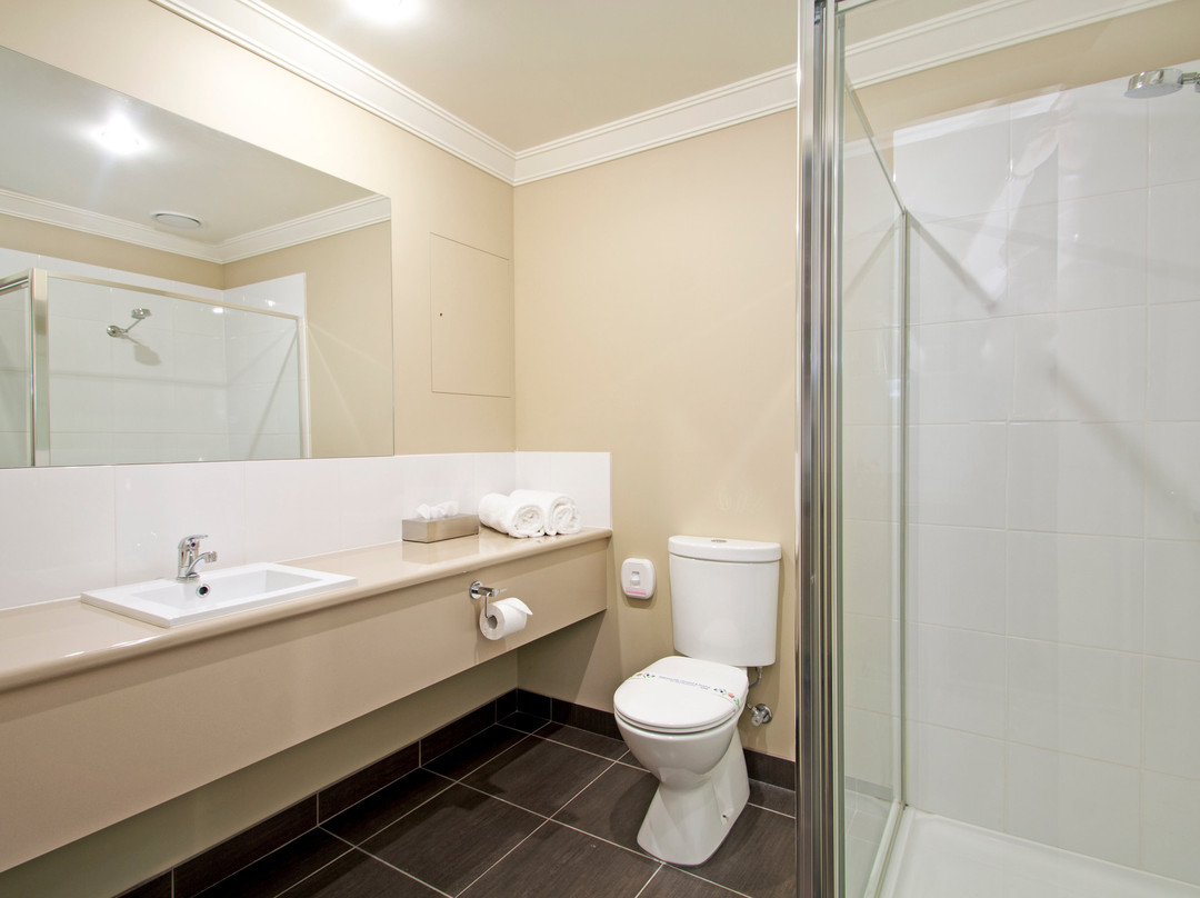 Bridges on Argyle主图