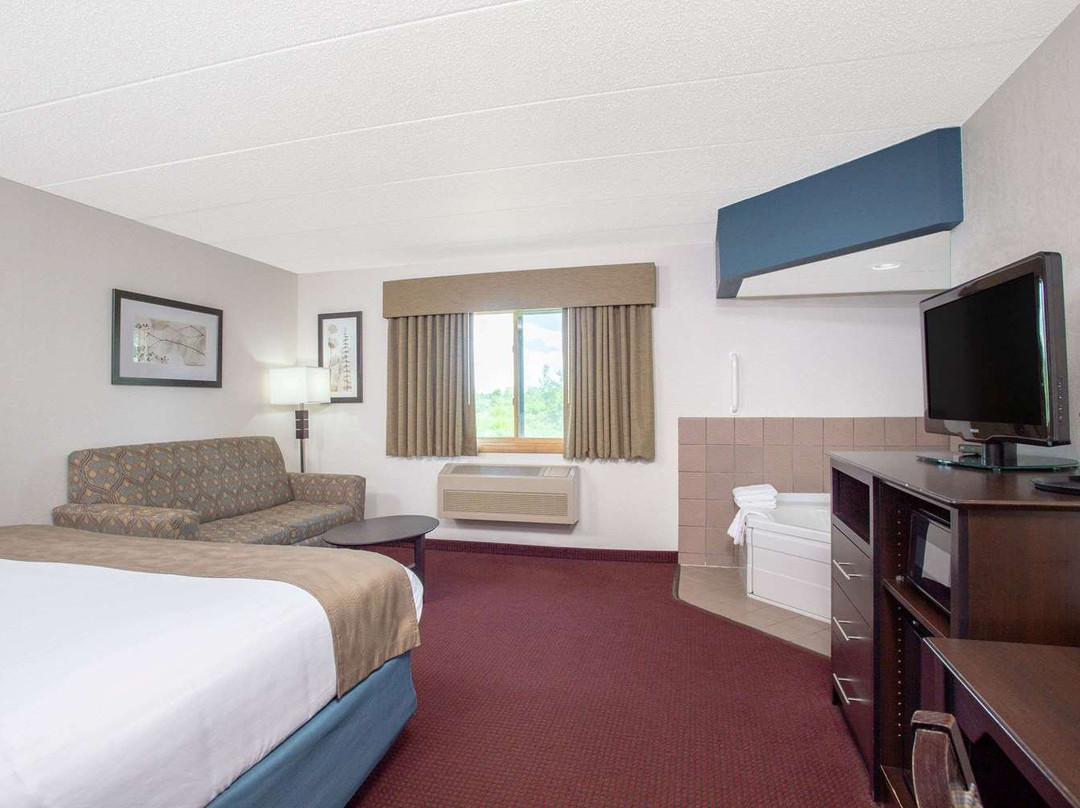 AmericInn by Wyndham Hayward主图