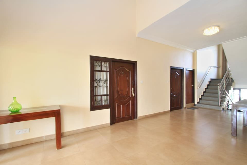 OYO 4262 Home Stay Bota Royal主图