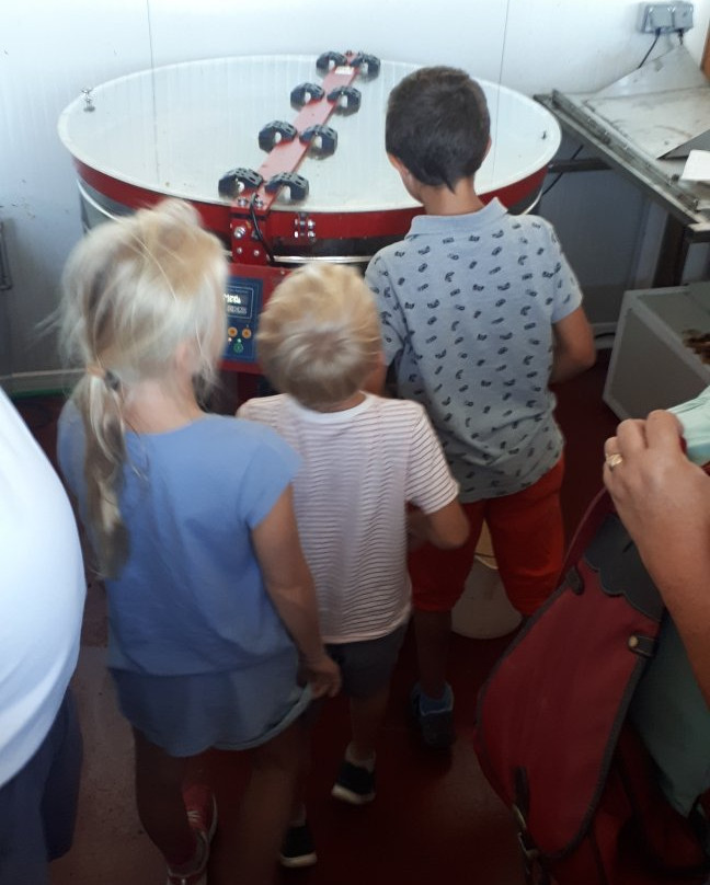 Miellerie de L'abeille de Re-Loix必去景点