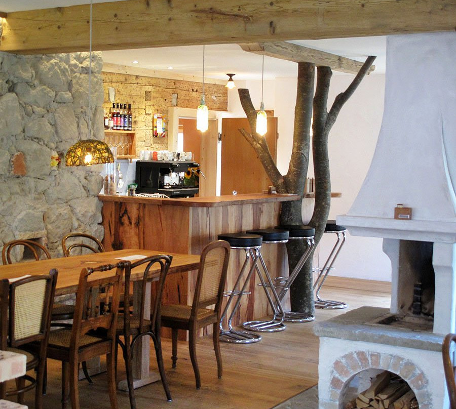 Krinau餐馆和美食-Cafe am Dorfbach