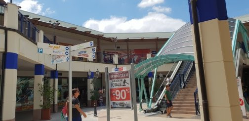 Polo Commerciale La Corte del Sole-Sestu必去景点