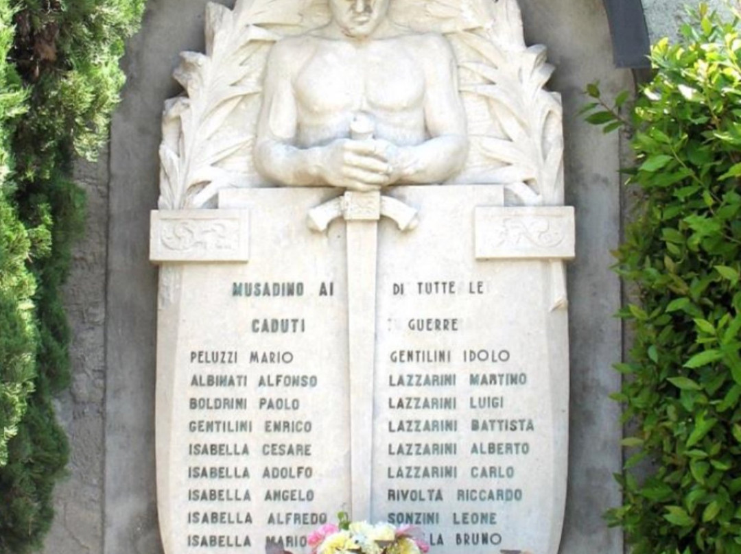 Monumento ai Caduti di Musadino景点图片