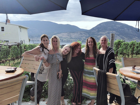 Sip And Anchor Luxury Wine Tours & Boat Charters-基洛纳必去景点