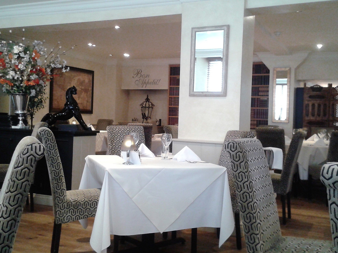 Le Bouchon Brasserie Hotel主图