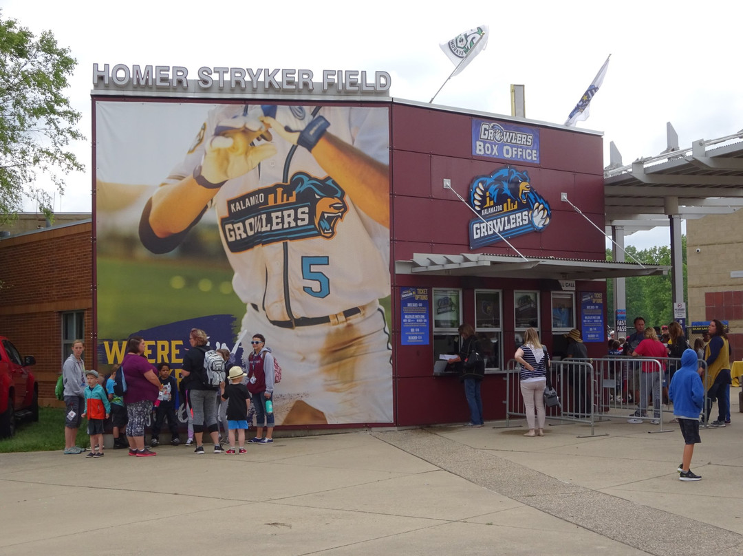Kalamazoo Growlers Baseball景点图片