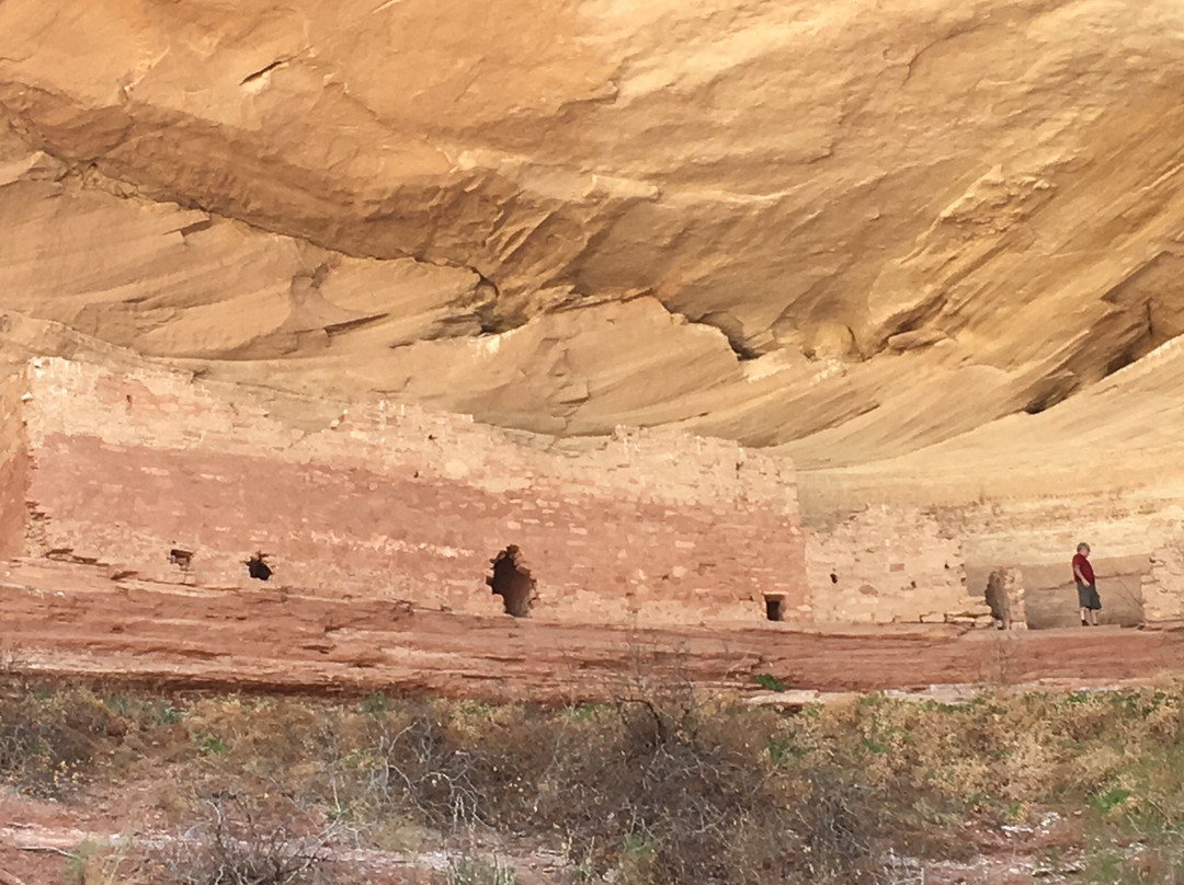 16 Room Cliff House-布拉夫必去景点