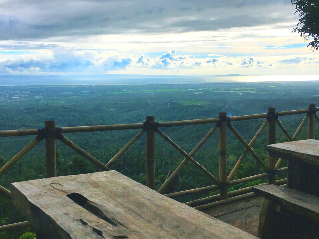 Roses peak-珍巴拉纳必去景点