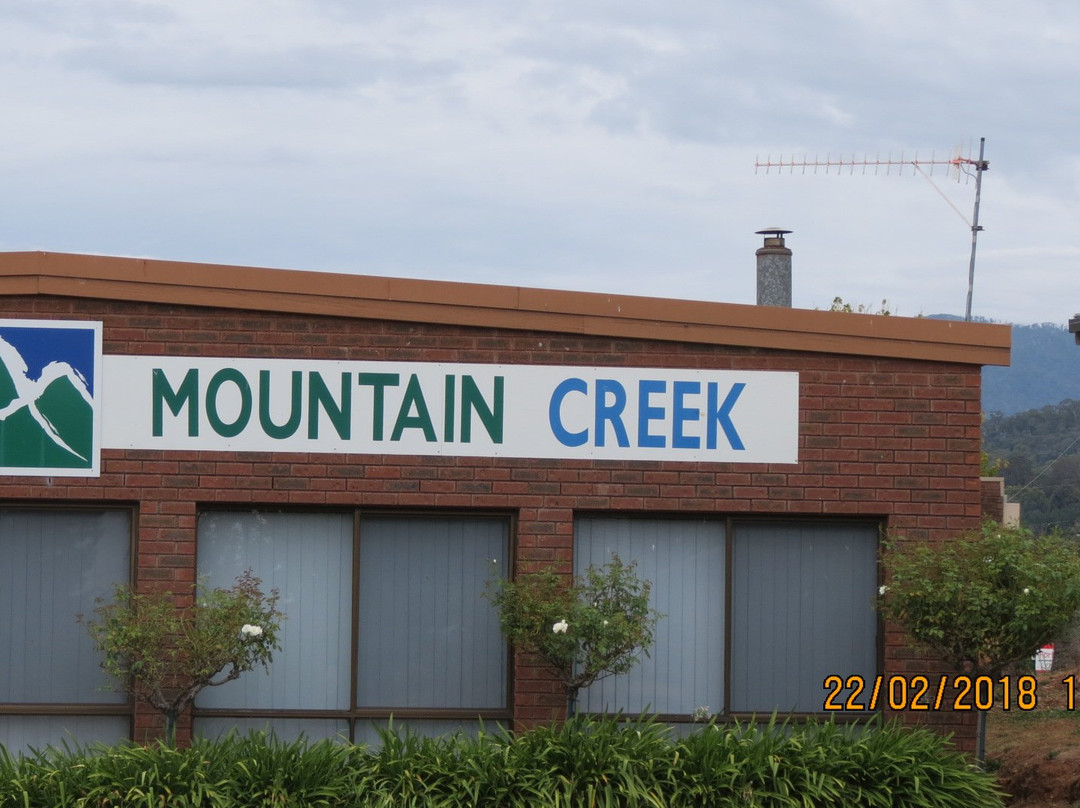 Mountain Creek Motel Bar And Restaurant主图
