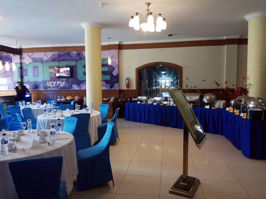 艾塞亚酒店主图