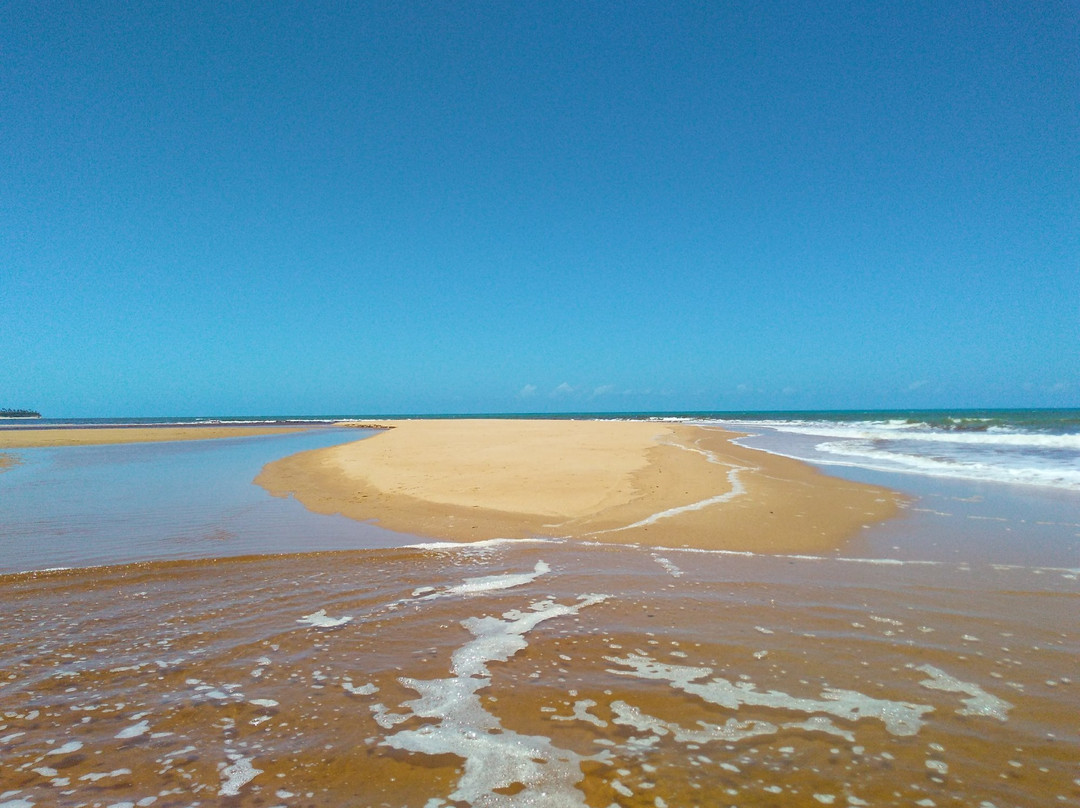 Barra Do Cahy Beach景点图片